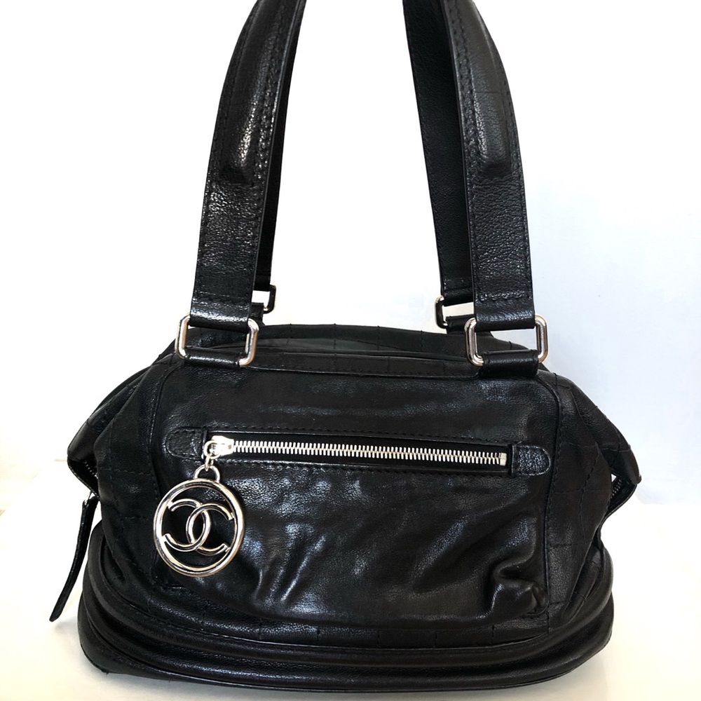 Chanel Black Leather Tote Shoulder Bag • With Dust Bag • Authentic